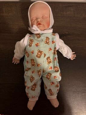 1992 Ashton Drake Galleries"Teddy Bear Lullaby" By Yolanda Bello, Porcelain Doll